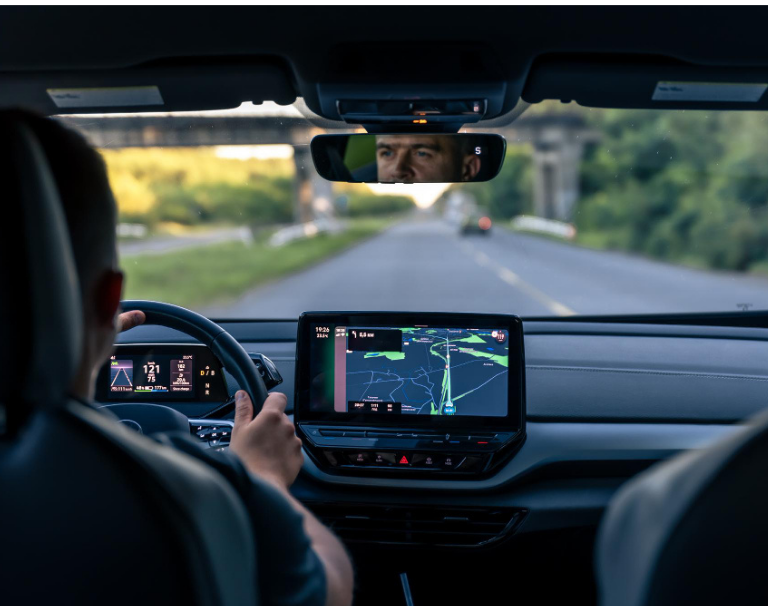 quais sao as regras de segurança mais importantes para quem dirige um carro com sistemas adas
